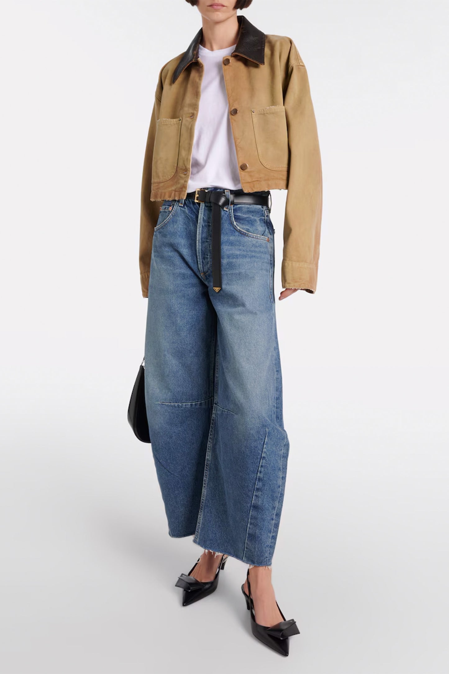 Horseshoe Distressed Mid-rise Barrel-leg Jeans