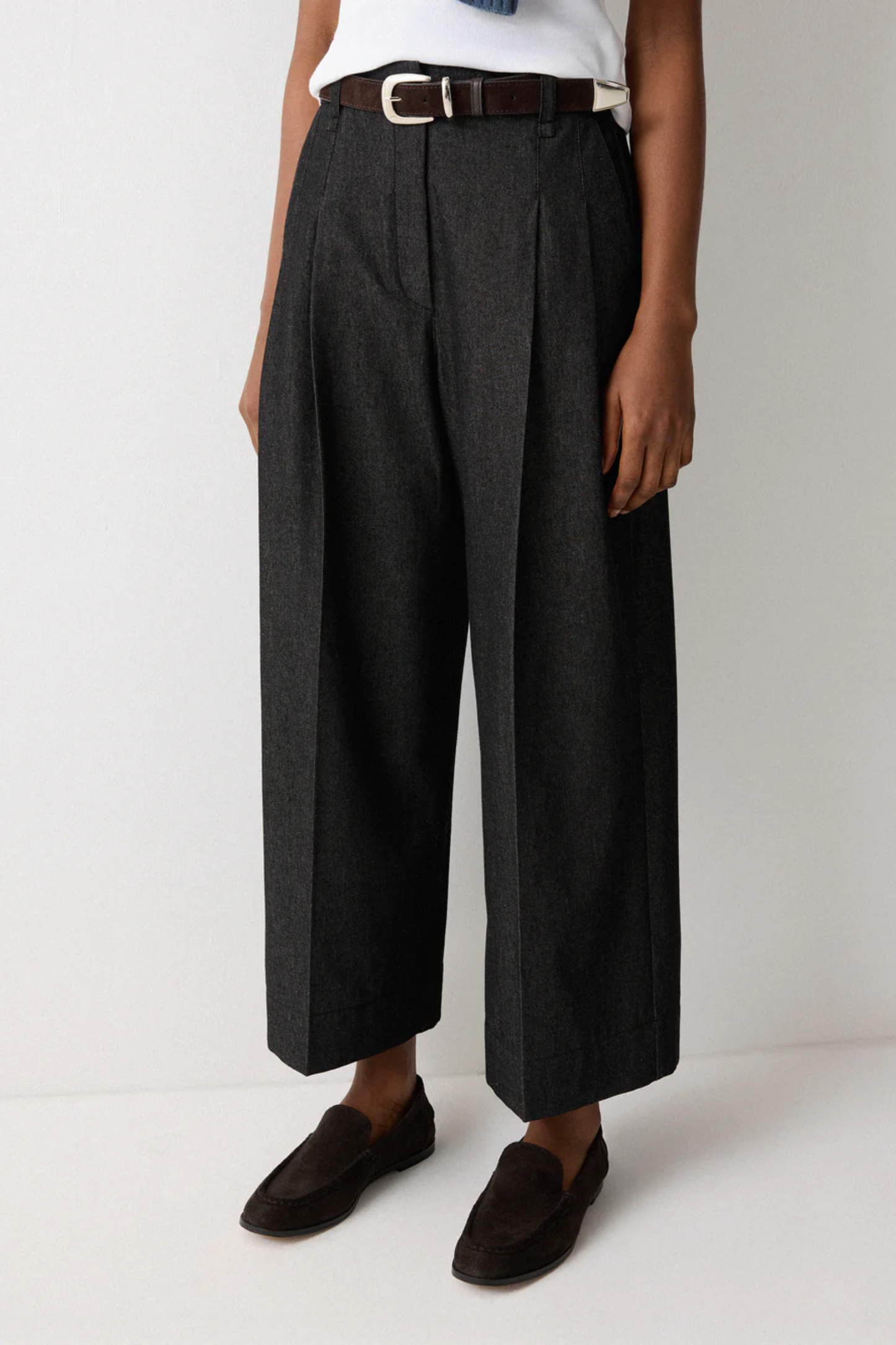 Chambray Front Pleat Trouser