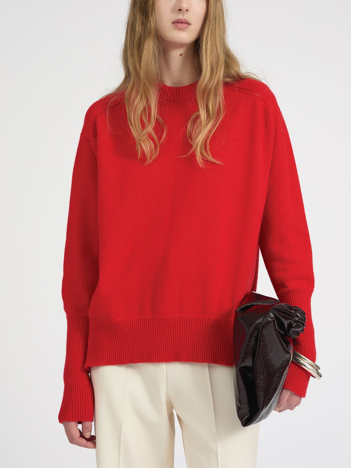 Fine Wool Knit Crew-Neck
