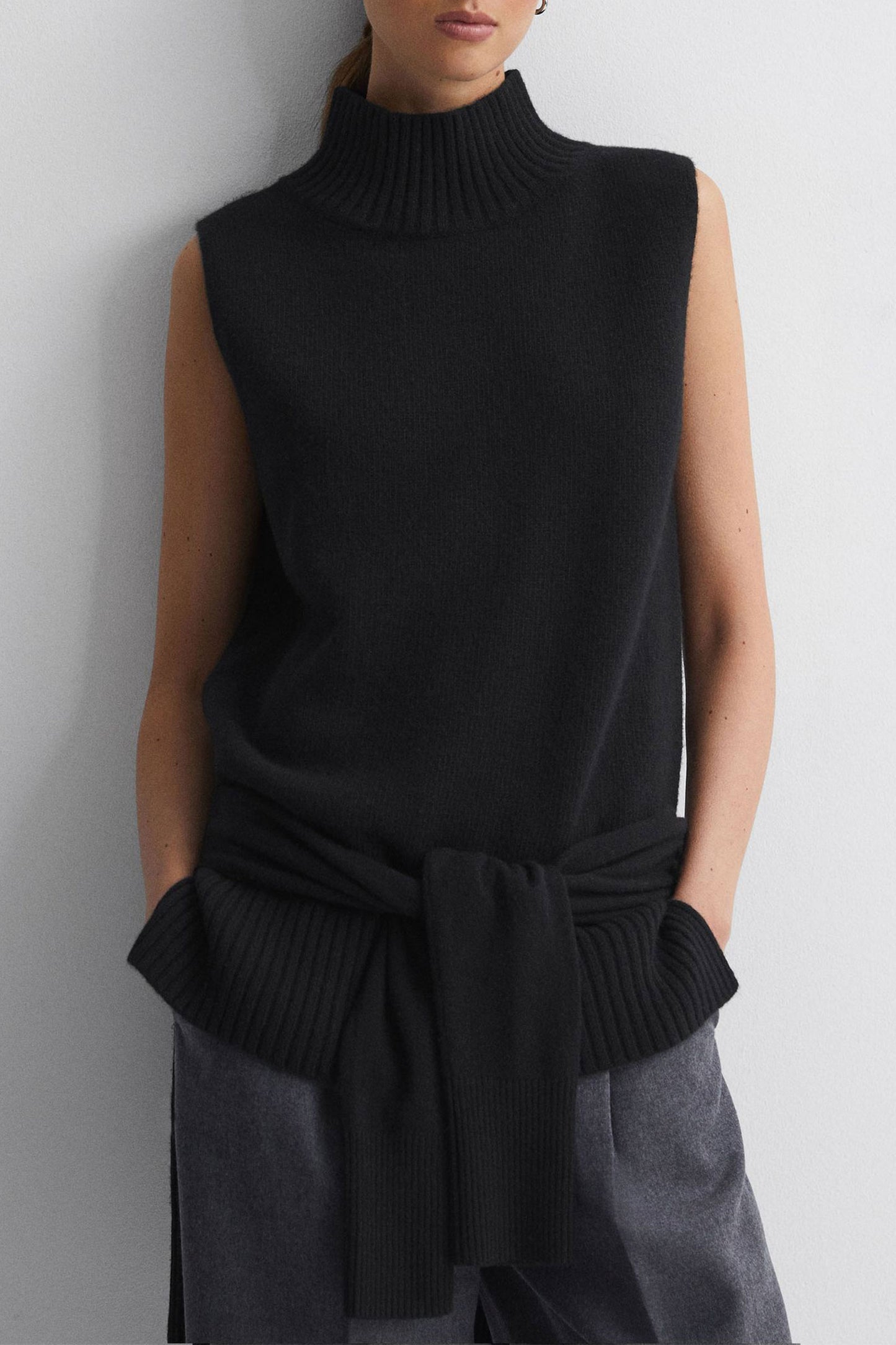 Black Gazelle Casual Cashmere Funnel Neck Sleeveless Top