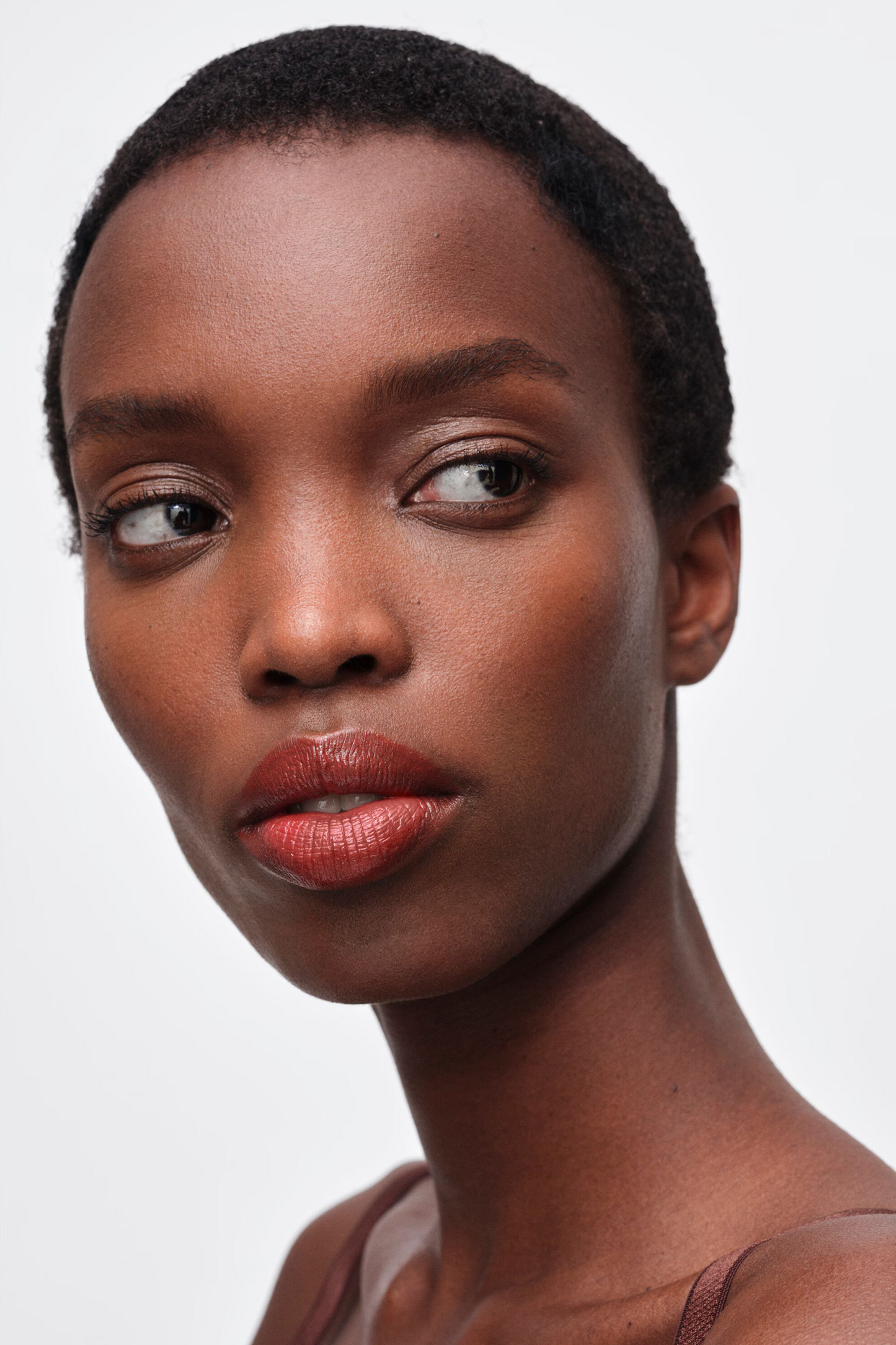 Prada Light Glowing Lipcolor In Rosso