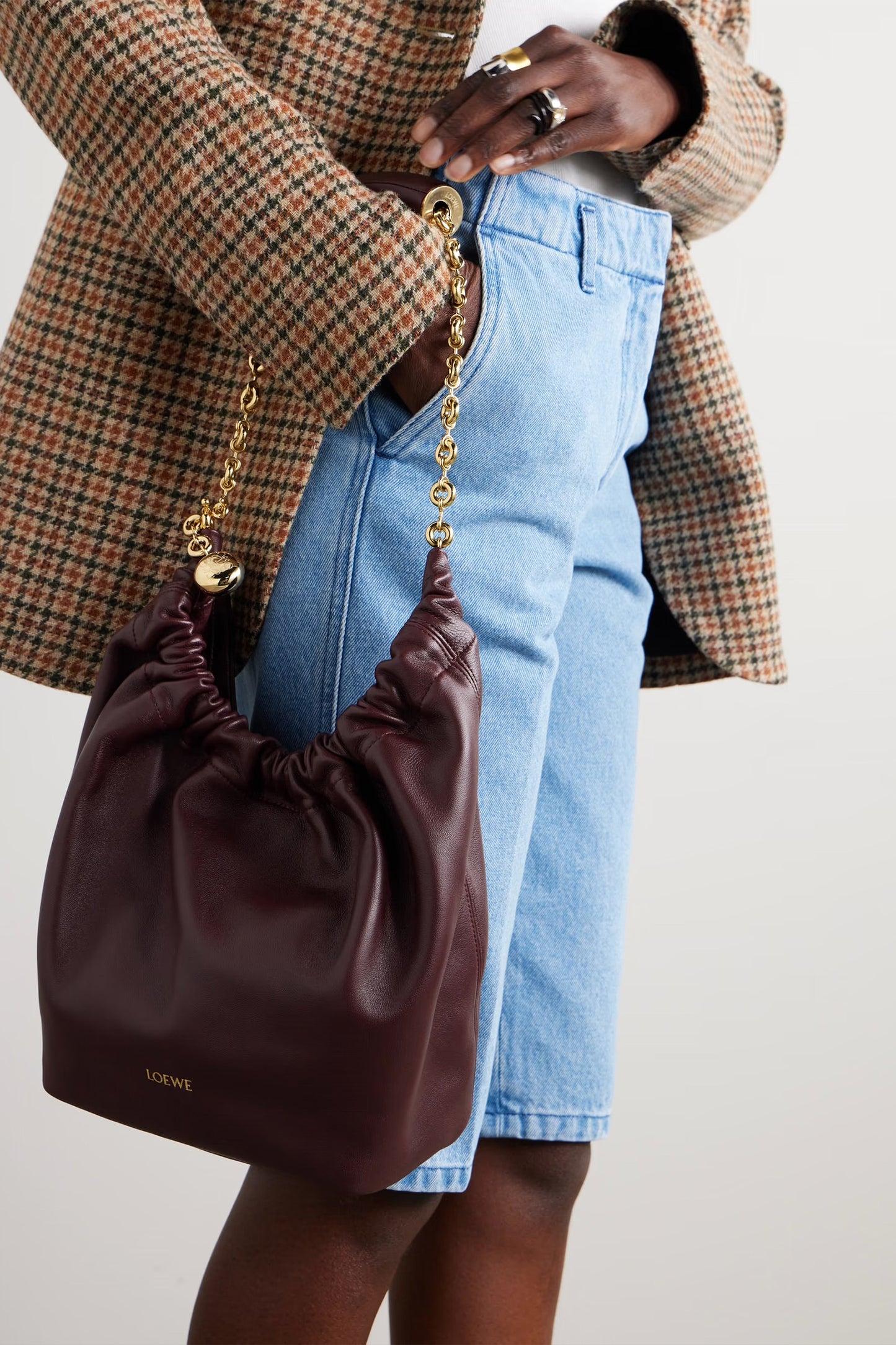 Burgundy Squeeze Small Chain-embellished Gathered Leather Tote