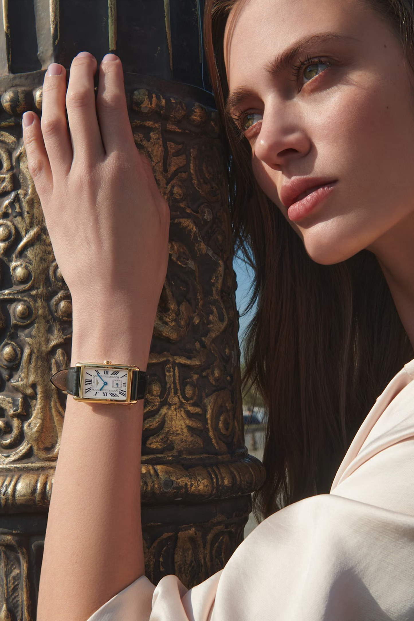 Dolcevita 18kt Gold Quartz Watch with Silver Dial and Alligator Strap