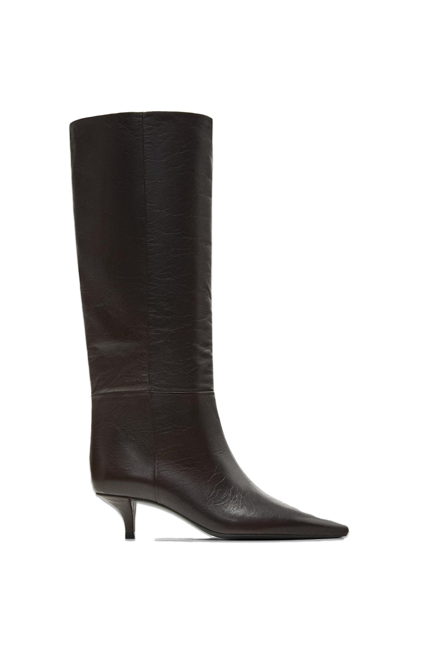 Heeled leather boots