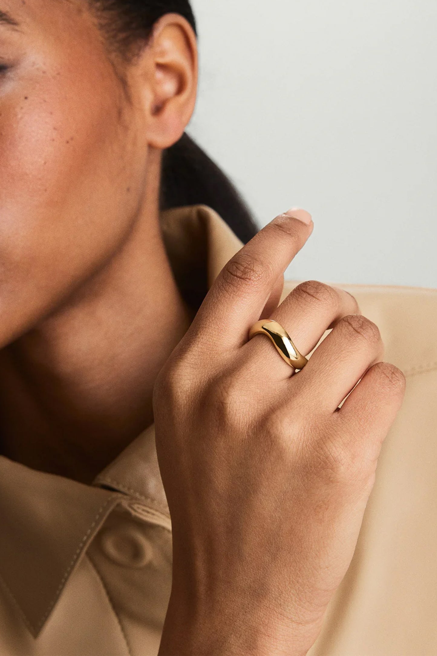 Dôme Figure Ring