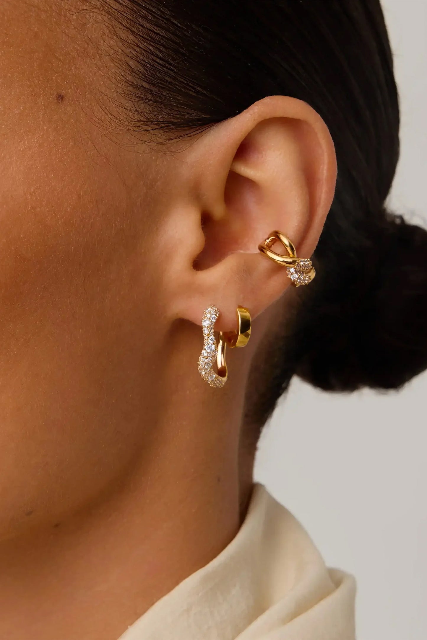 Molten Snow Small Hoop Earrings Gold