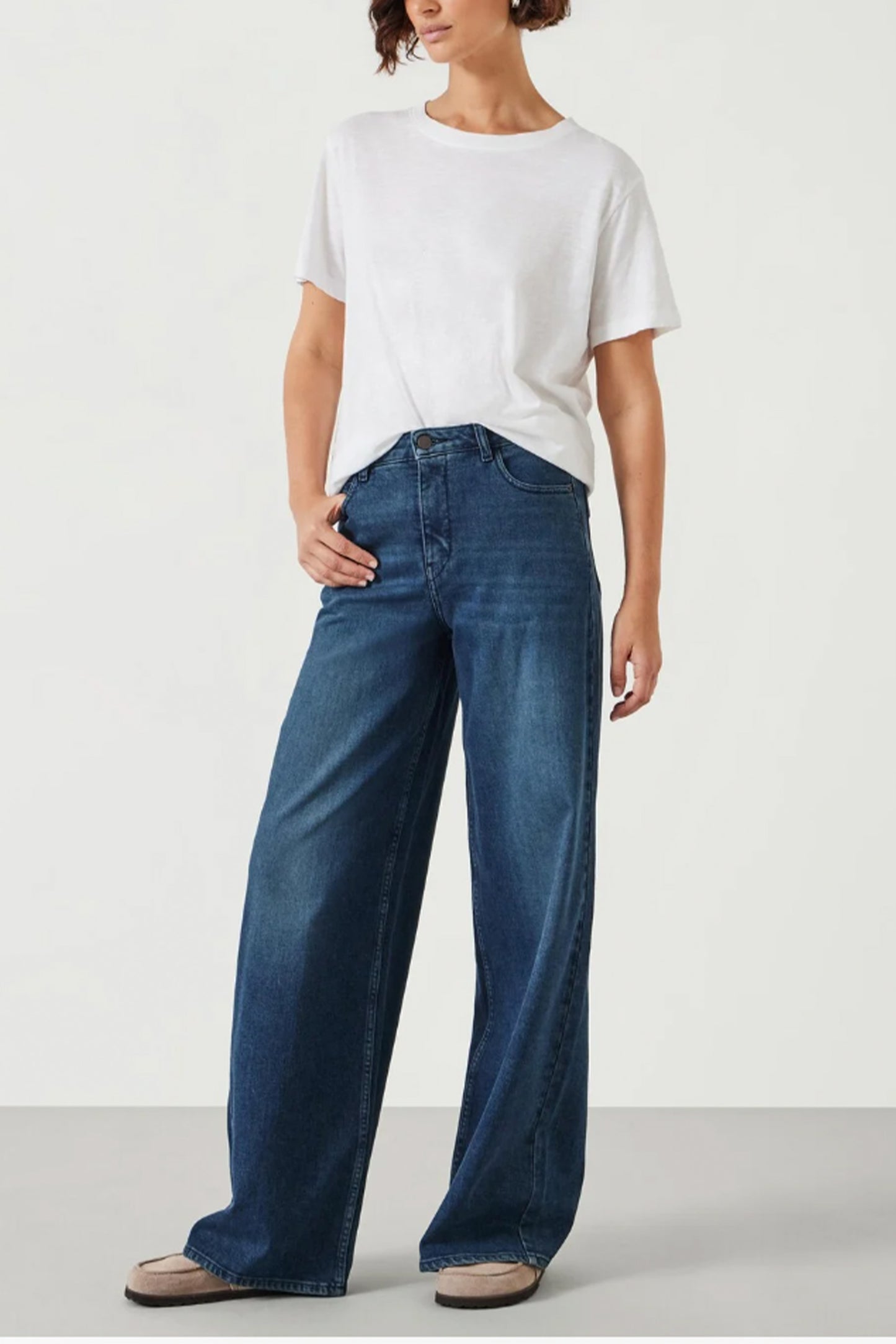 Nessa Wide Leg Jeans