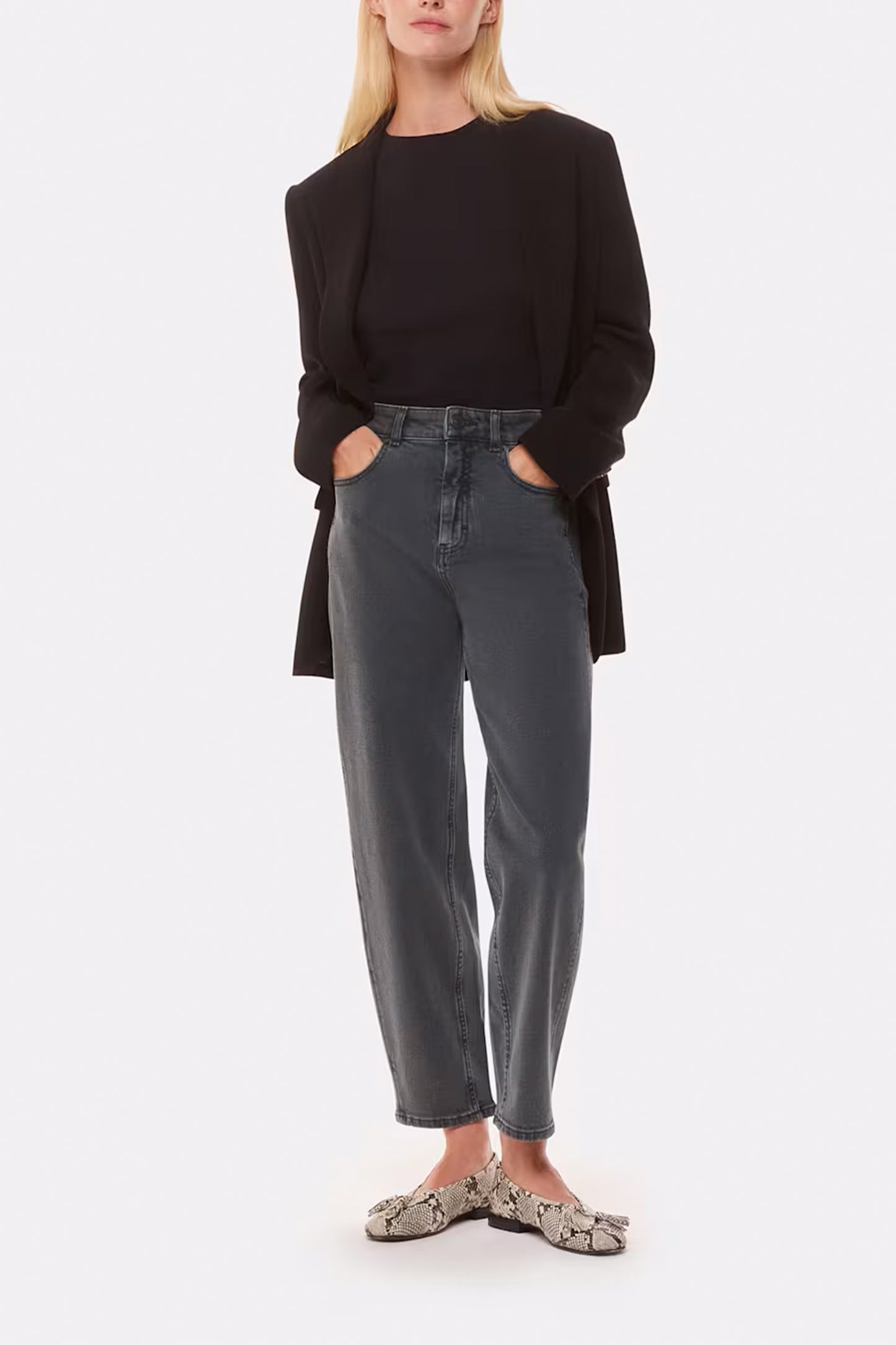 Grey Stretch Barrel Leg Jean