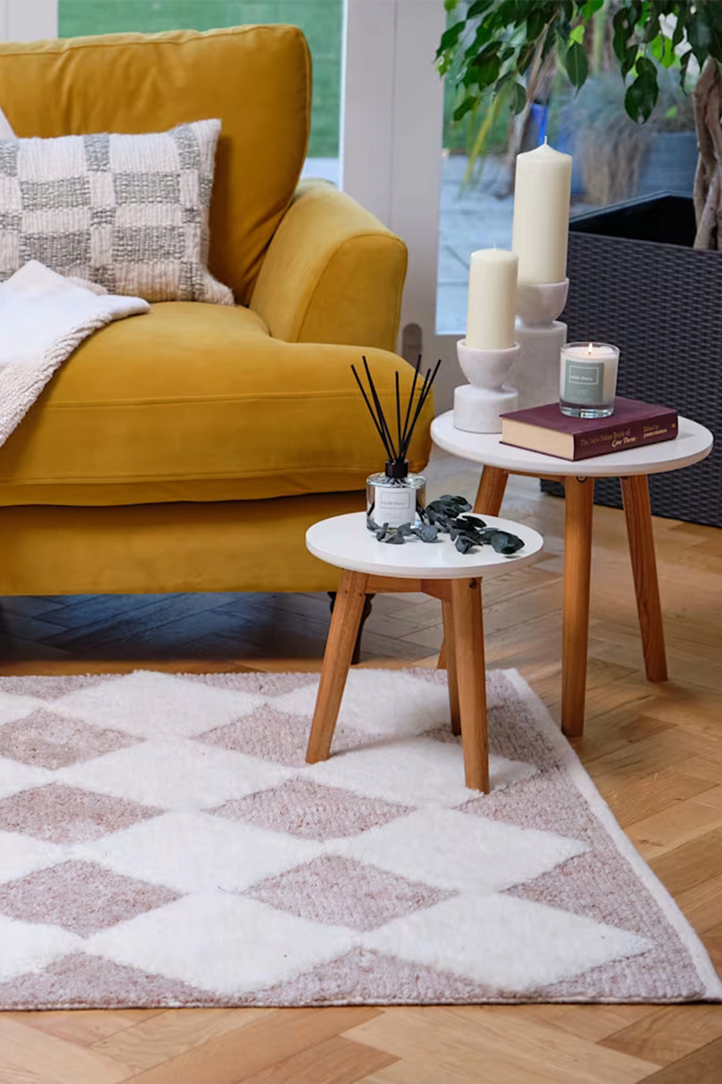 Maya Checkerboard Tufted Wool Rug