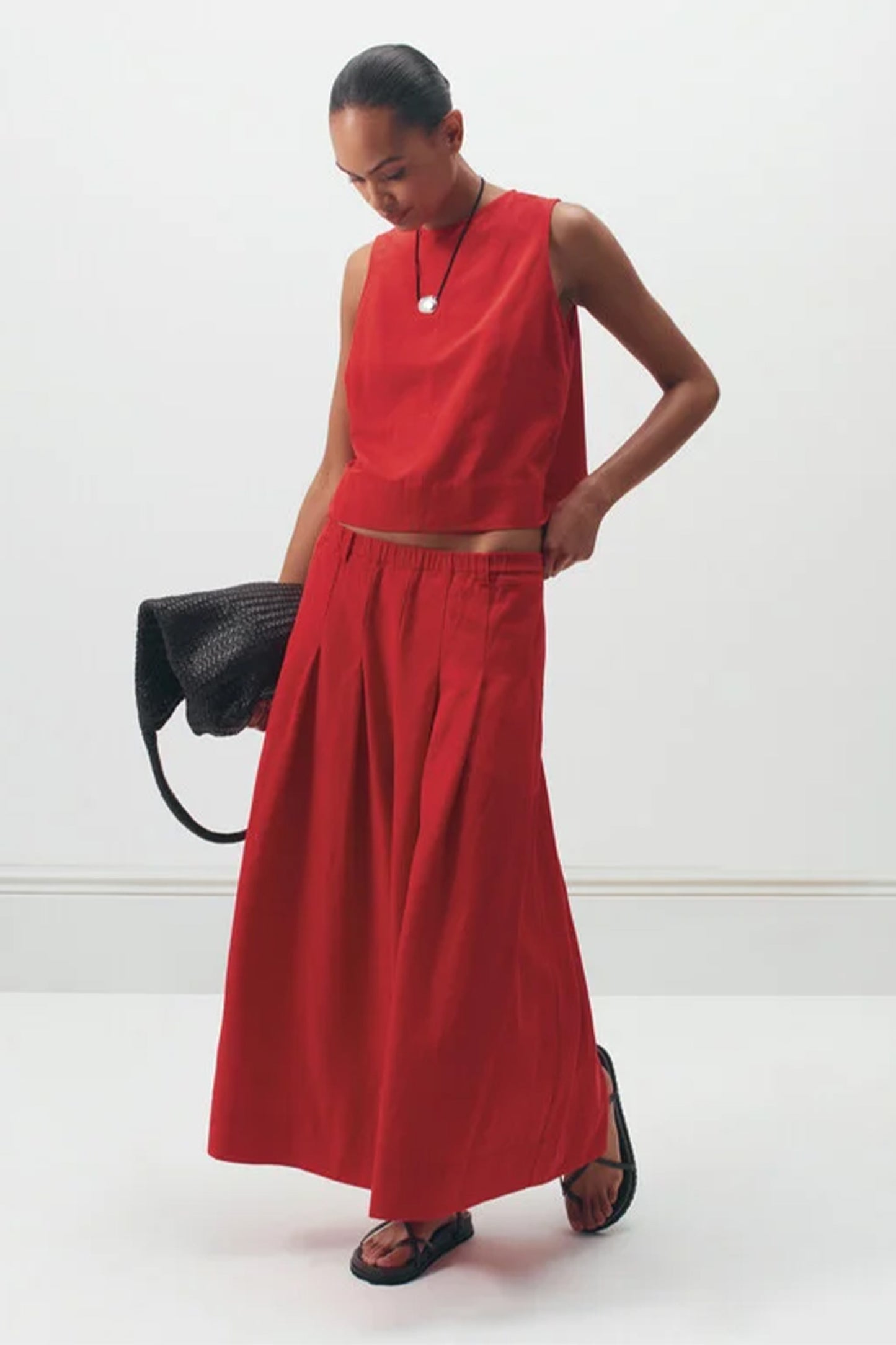 Ivy Pleated Linen Blend Midi Skirt Red