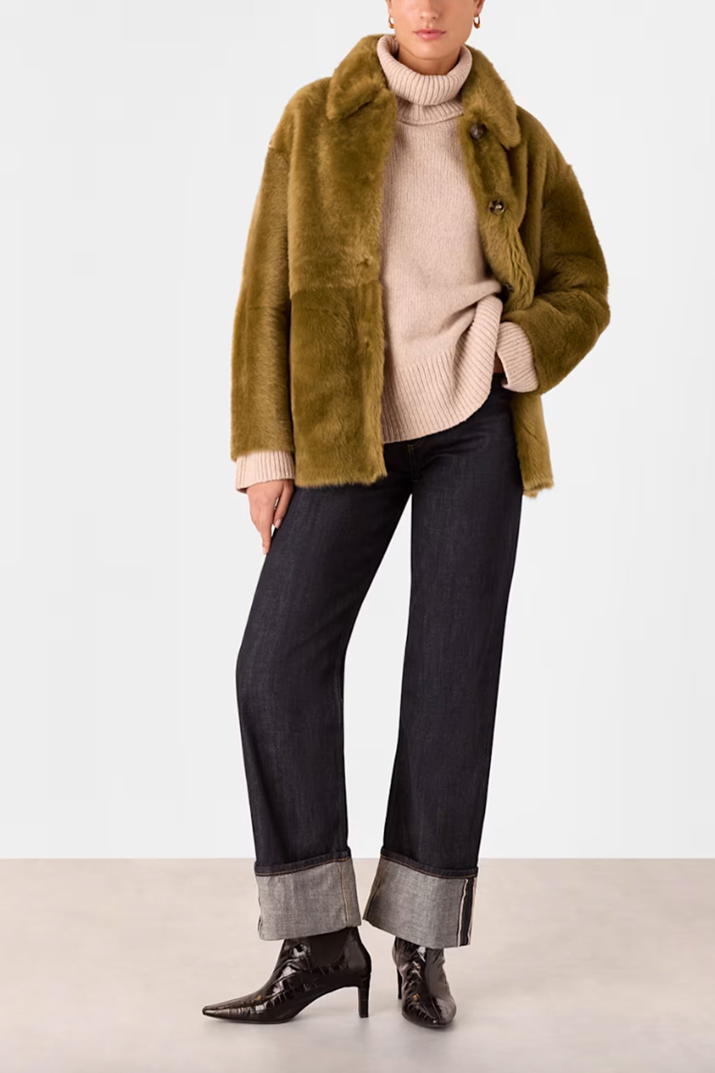 Olive Tamina Short Shearling Coat