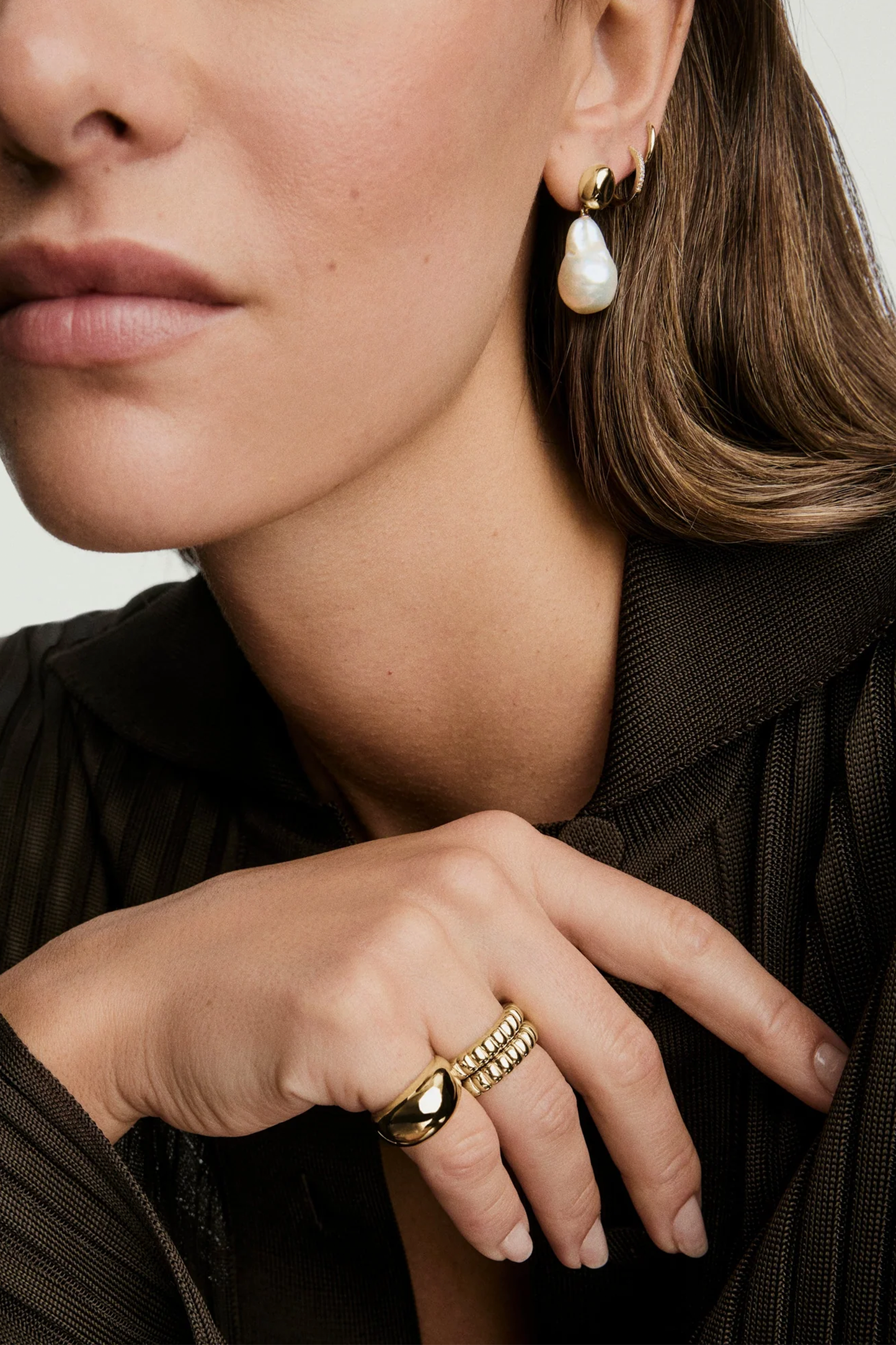 Harley Baroque Pearl Earrings