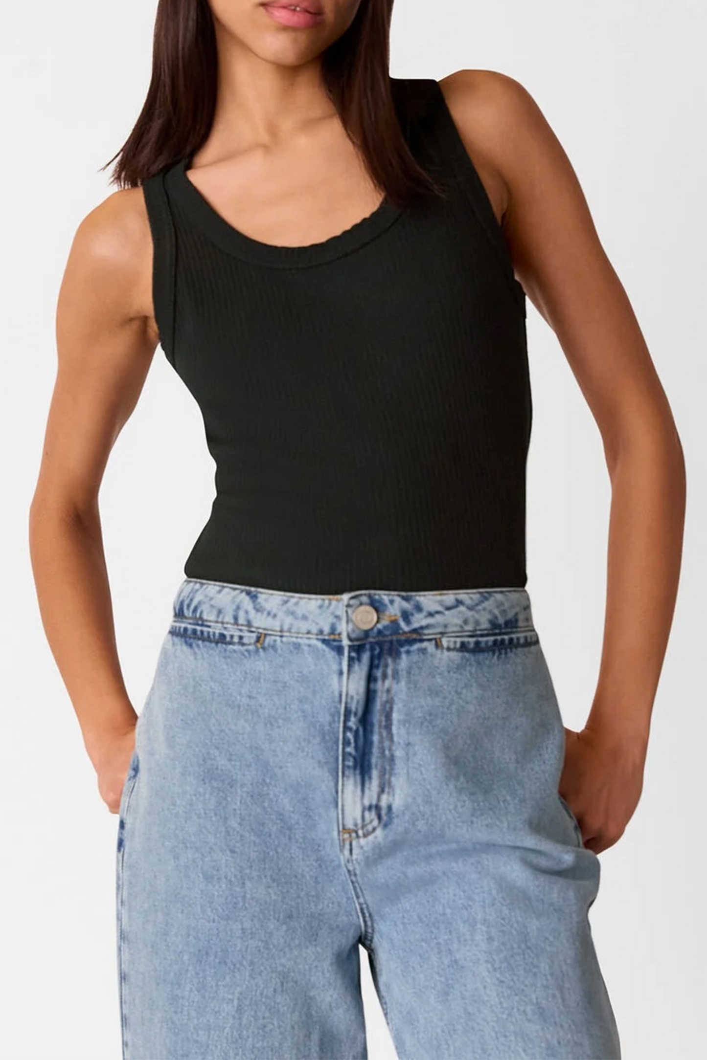 Black Ultimate Ribbed Scoop Vest