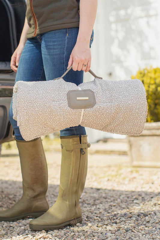 Travel Mat in Mink Bouclé
