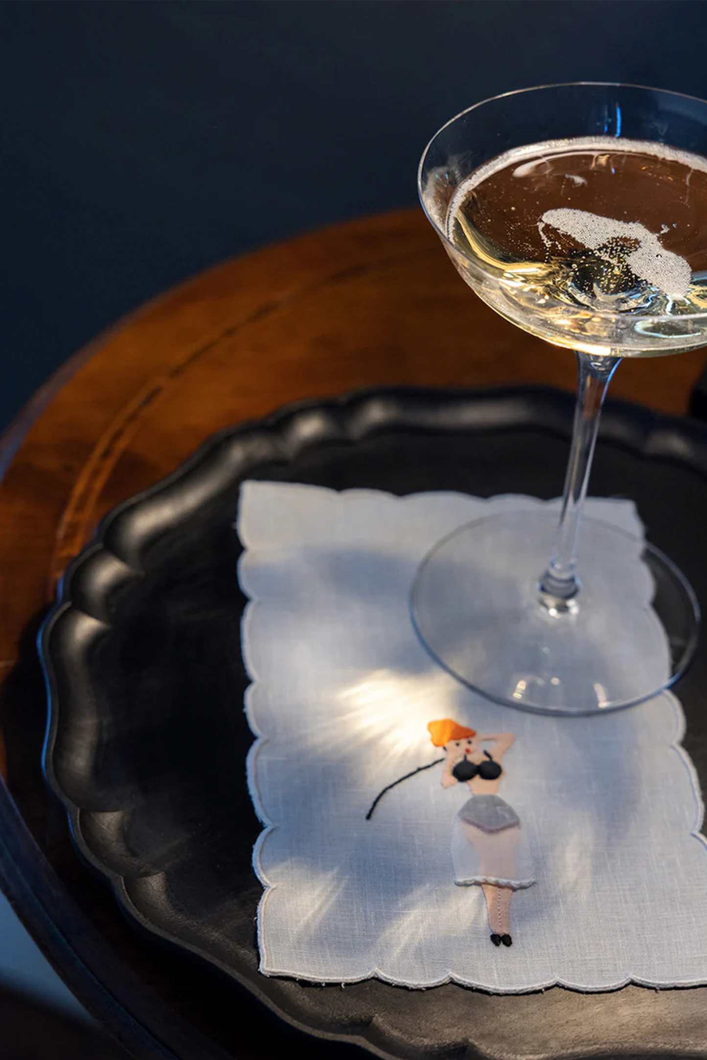 Donnine Hand-Embroidered Linen Cocktail Napkins (Set of 6)