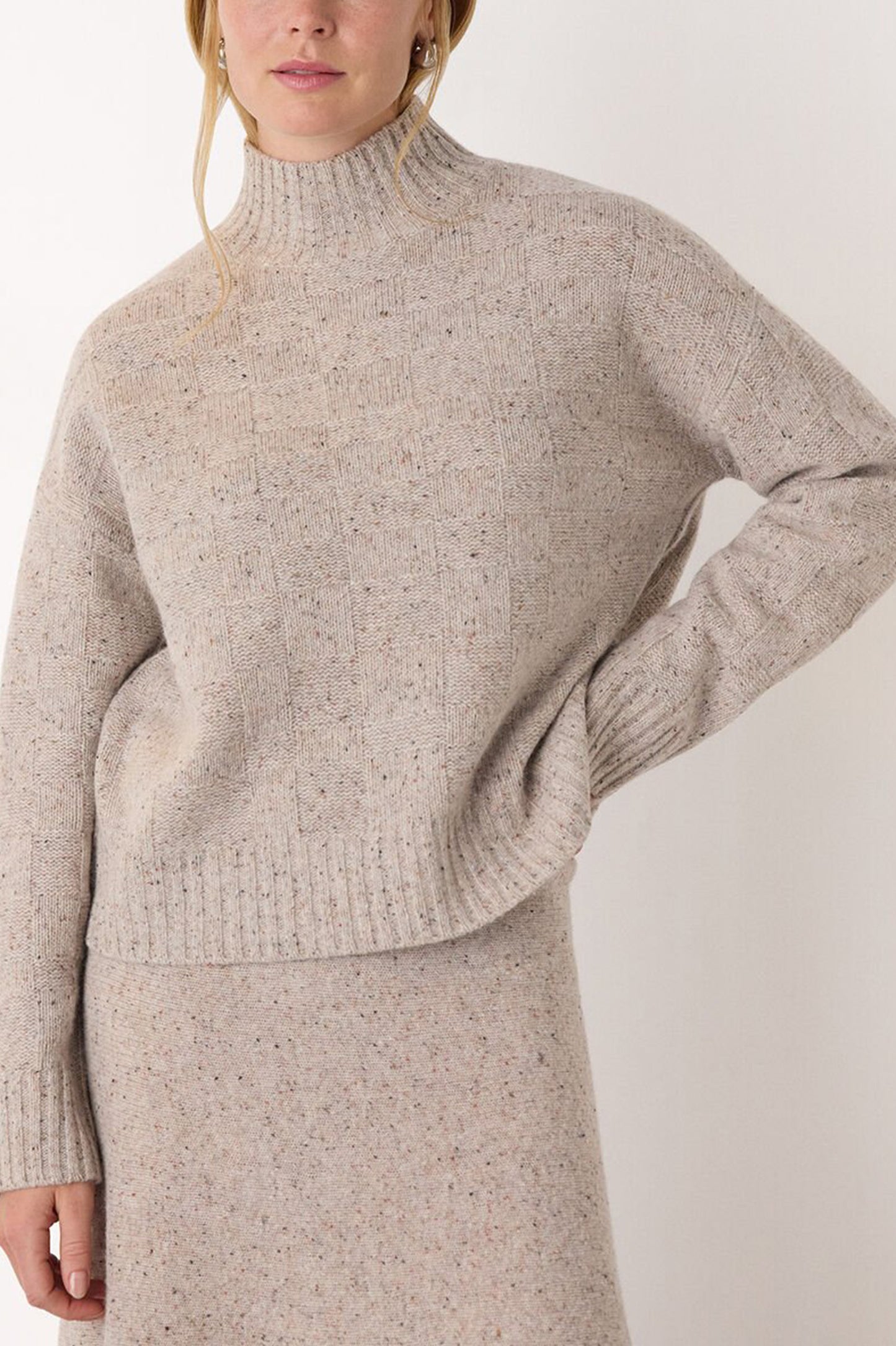 Wool Textured Check Knit