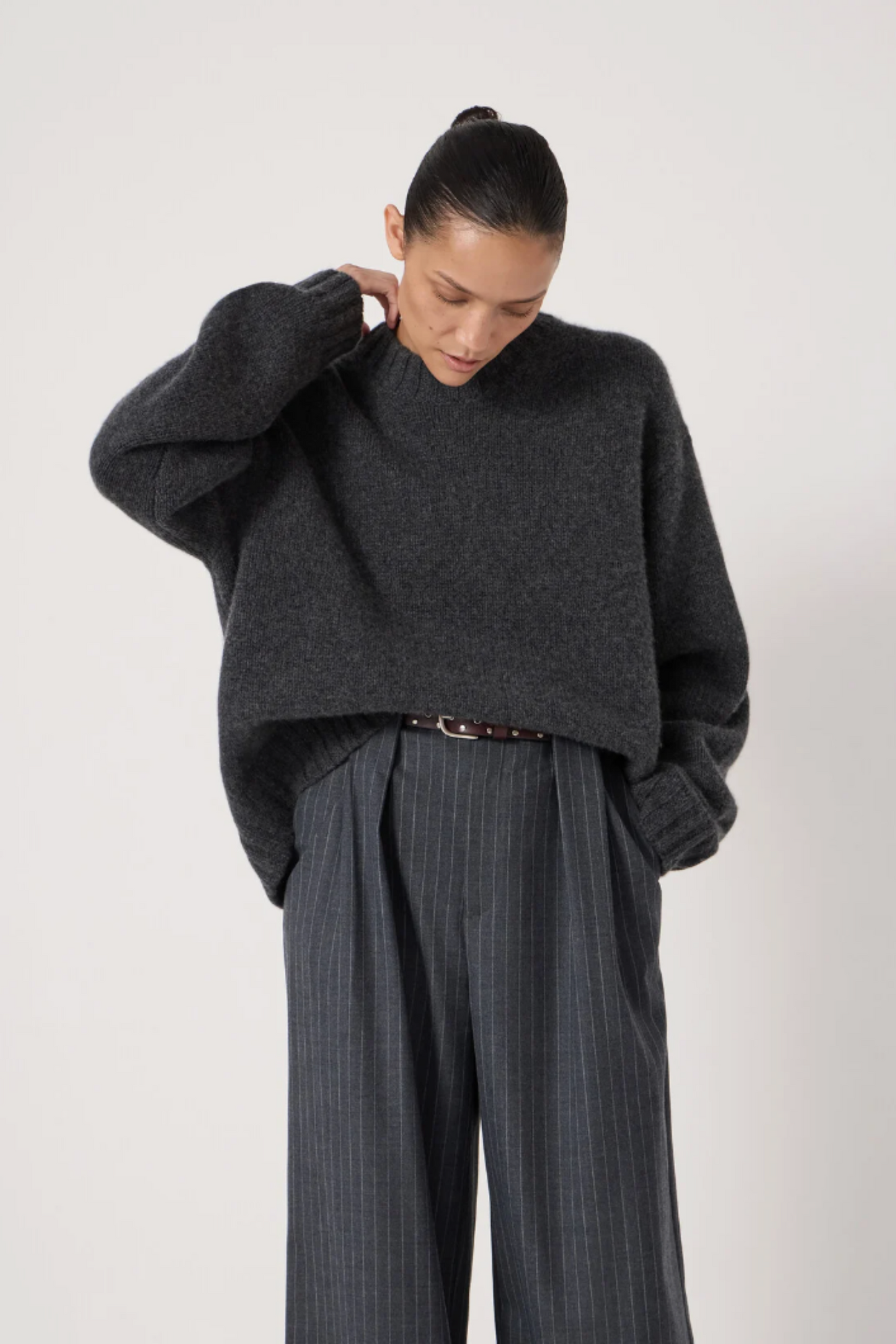 Cora Chunky Cashmere Jumper in Charcoal Marl