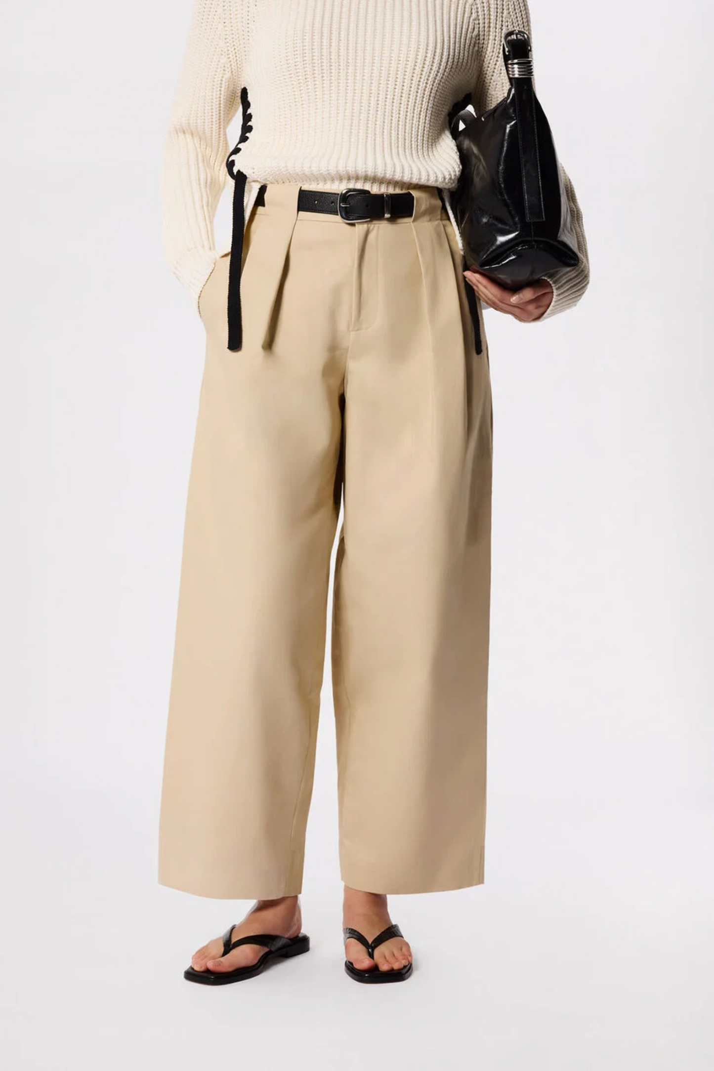 Neutral Cotton Barrel-leg Trouser