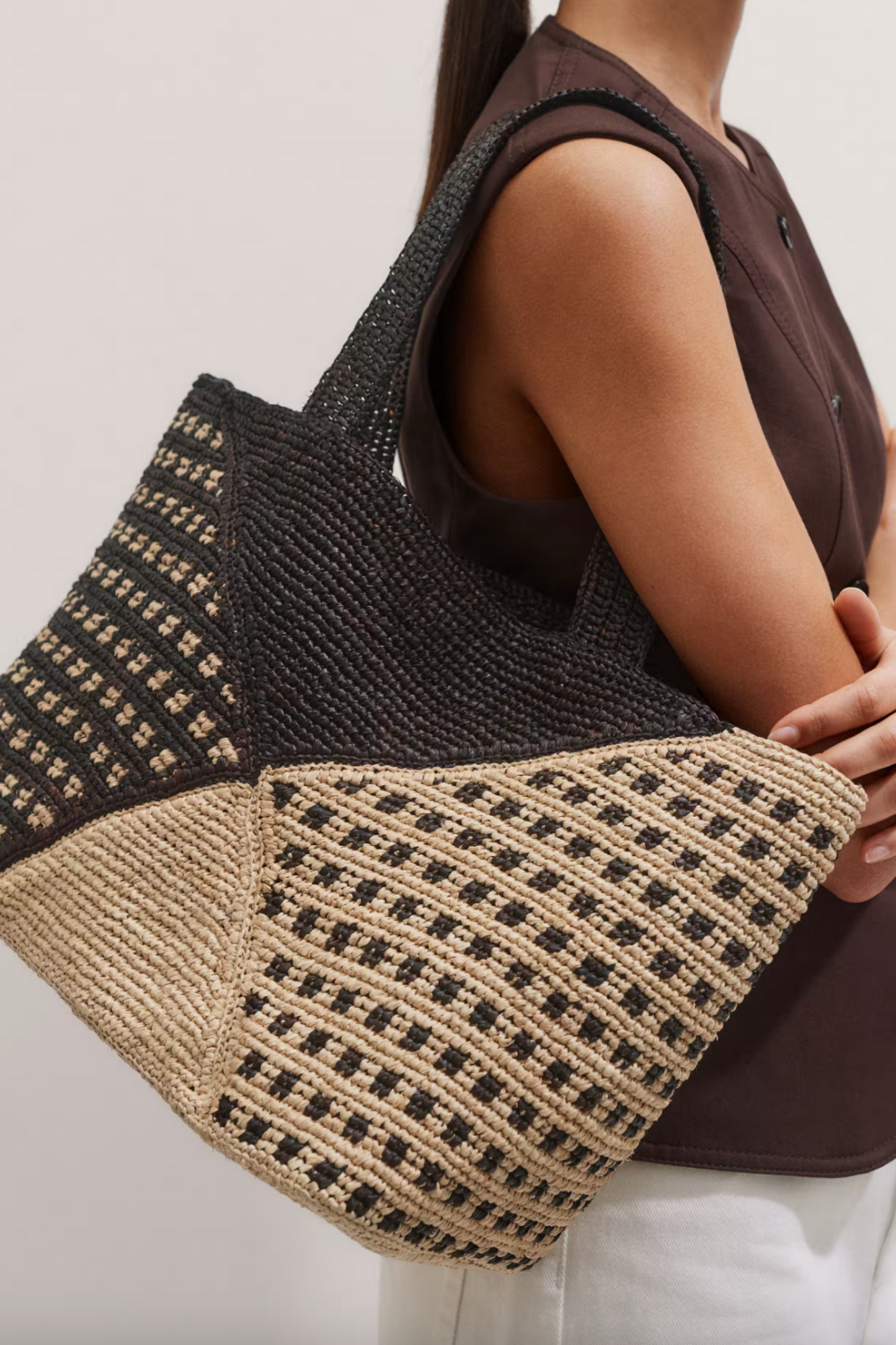 Hand-Woven Raffia Tote