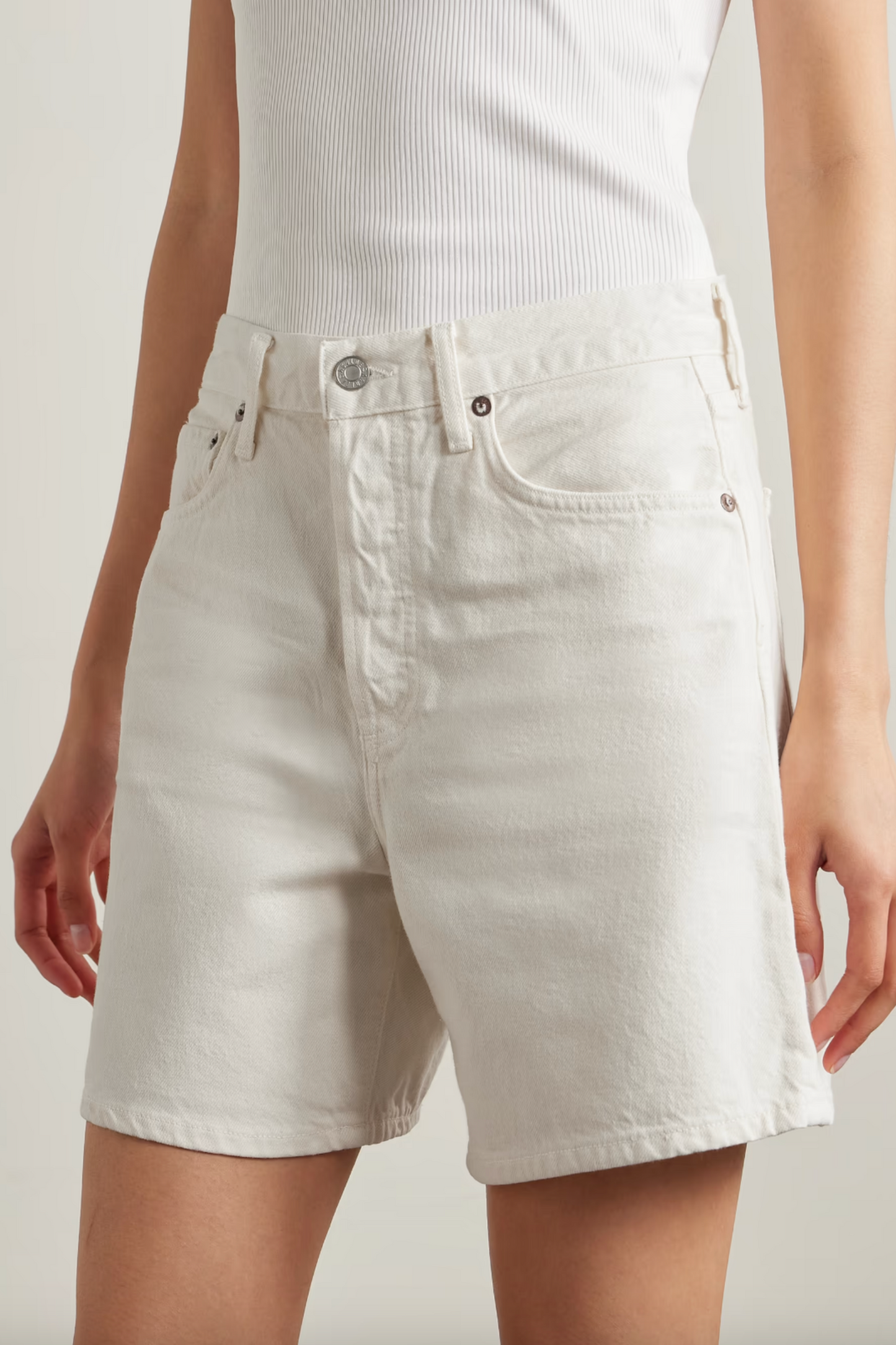 Dame Denim Shorts in Cream