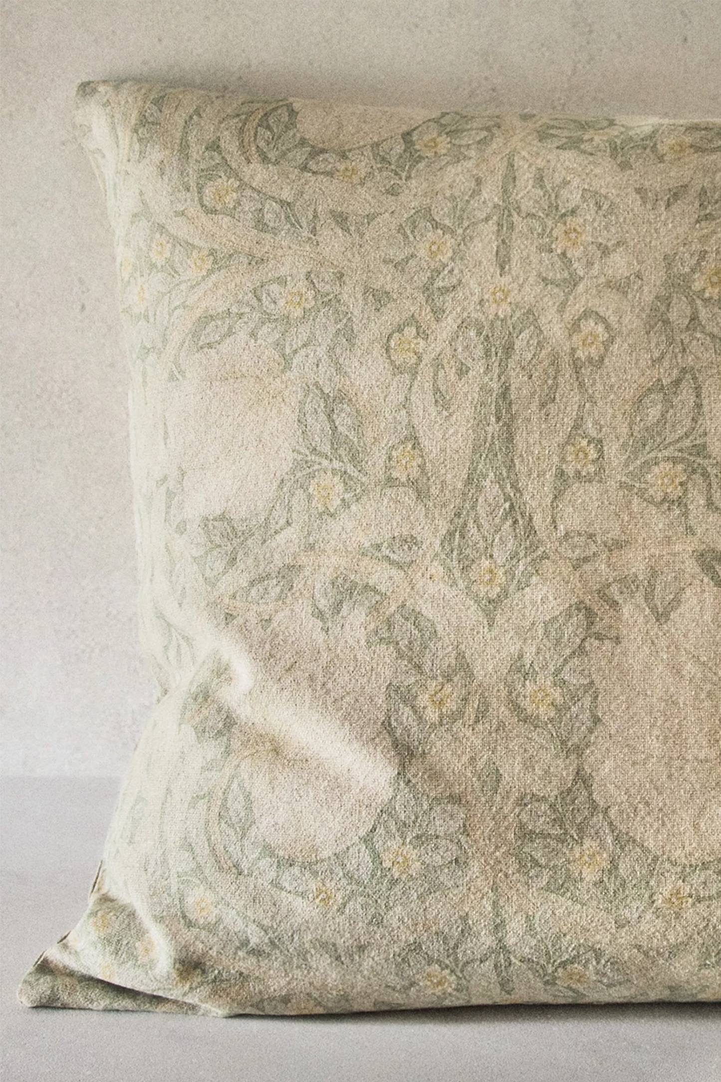 XXL Linen and Cotton Morris & Co. Cushion Cover