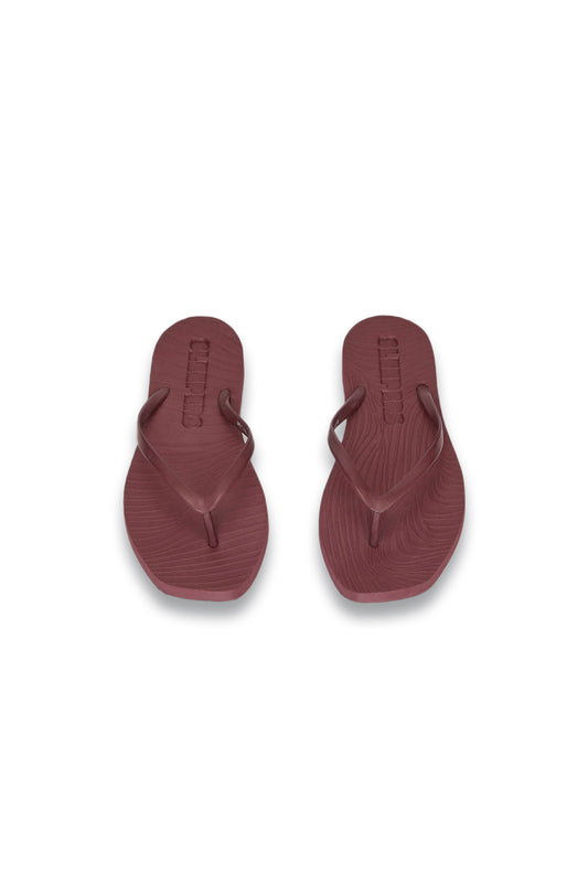 Tapered Flip-Flops In Burgundy