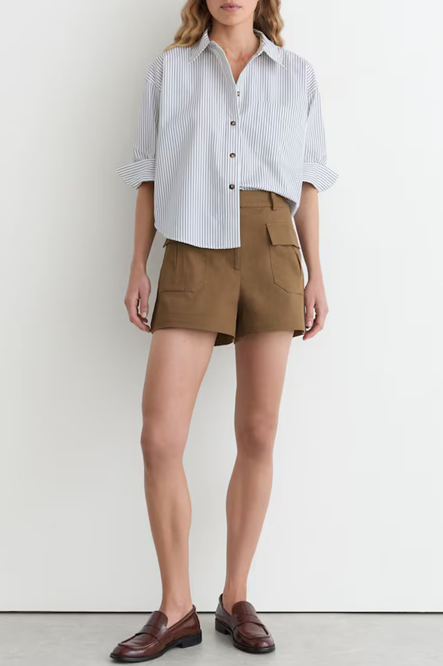 Cotton Twill Flap-pocket Shorts with Stretch in Taupe Neutral