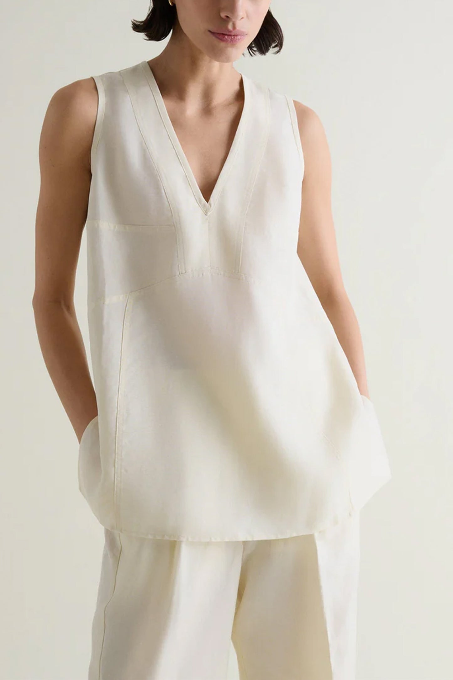 Women's Future-Linen V Neck Tunic Top