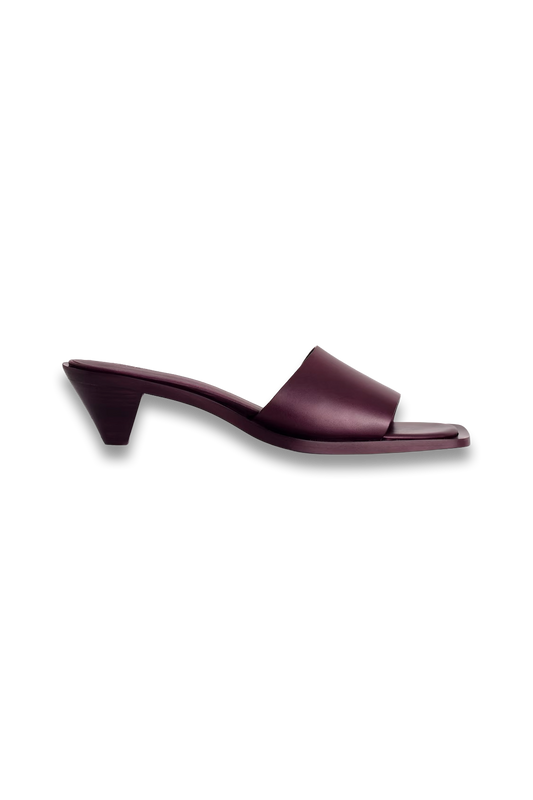 Leather Kitten-heel Mules