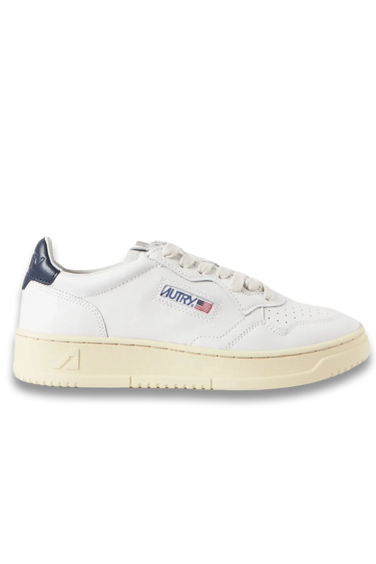Medalist Low Leather Sneaker
