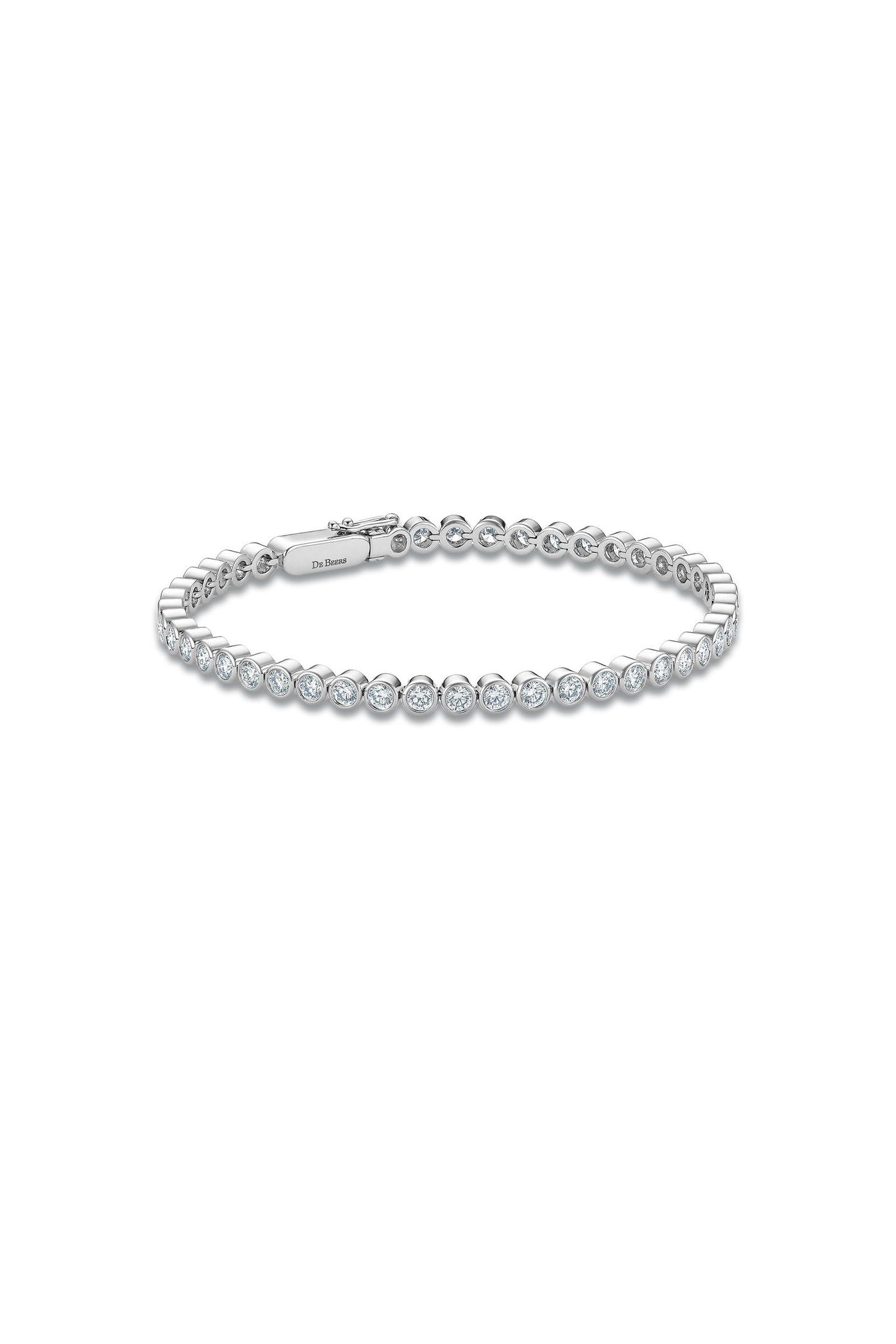 DB Classic Eternity Line Round Brilliant Diamond Bracelet