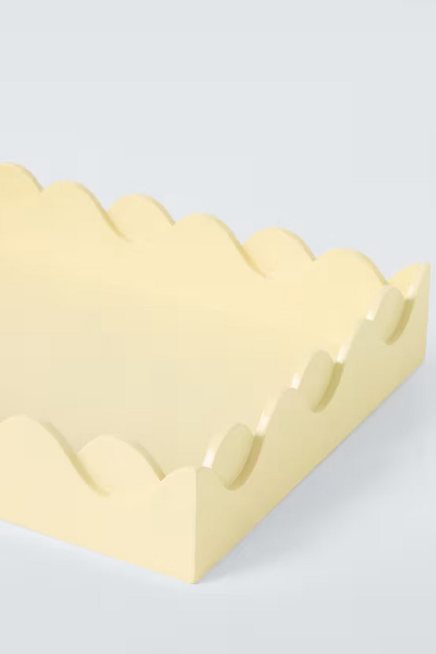 Easter Scalloped Bubble Tray in Pastel Yellow