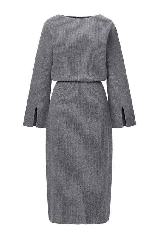 Boat Neck Long Sleeved Knitted Dress