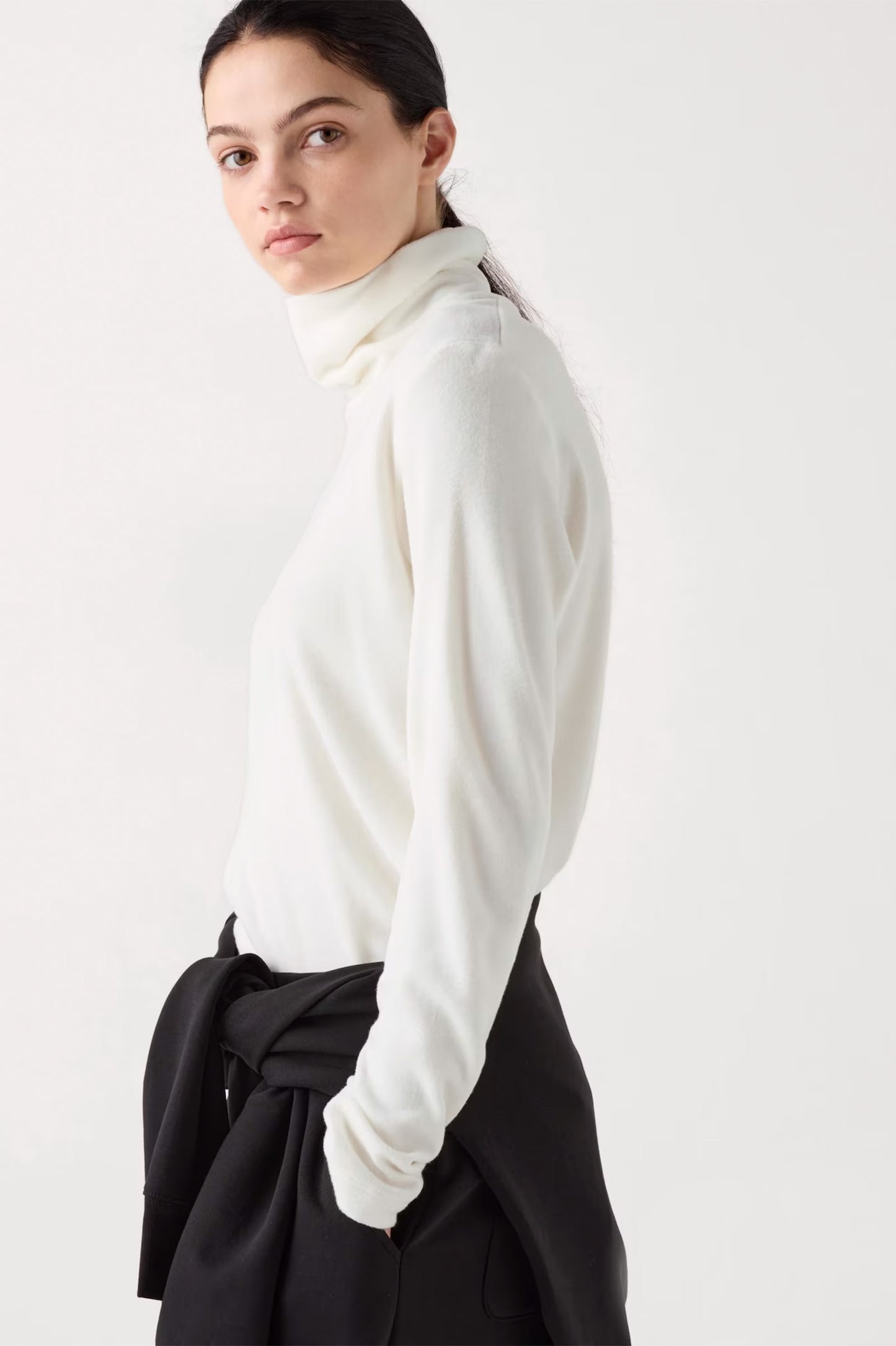 HEATTECH Fleece Turtleneck Long Sleeved Thermal Top