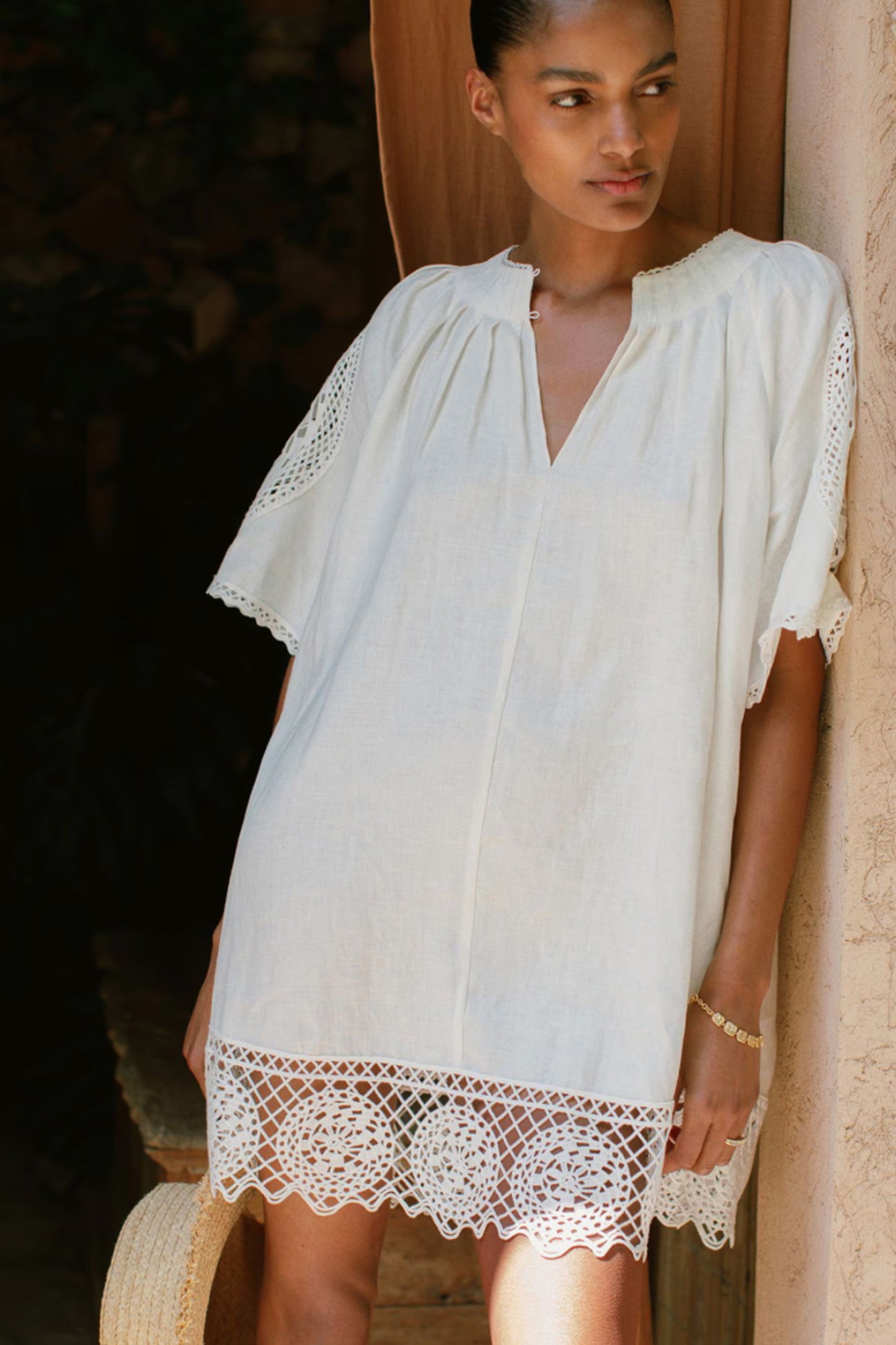 Carina Linen Embroidered Shift Dress In Ivory
