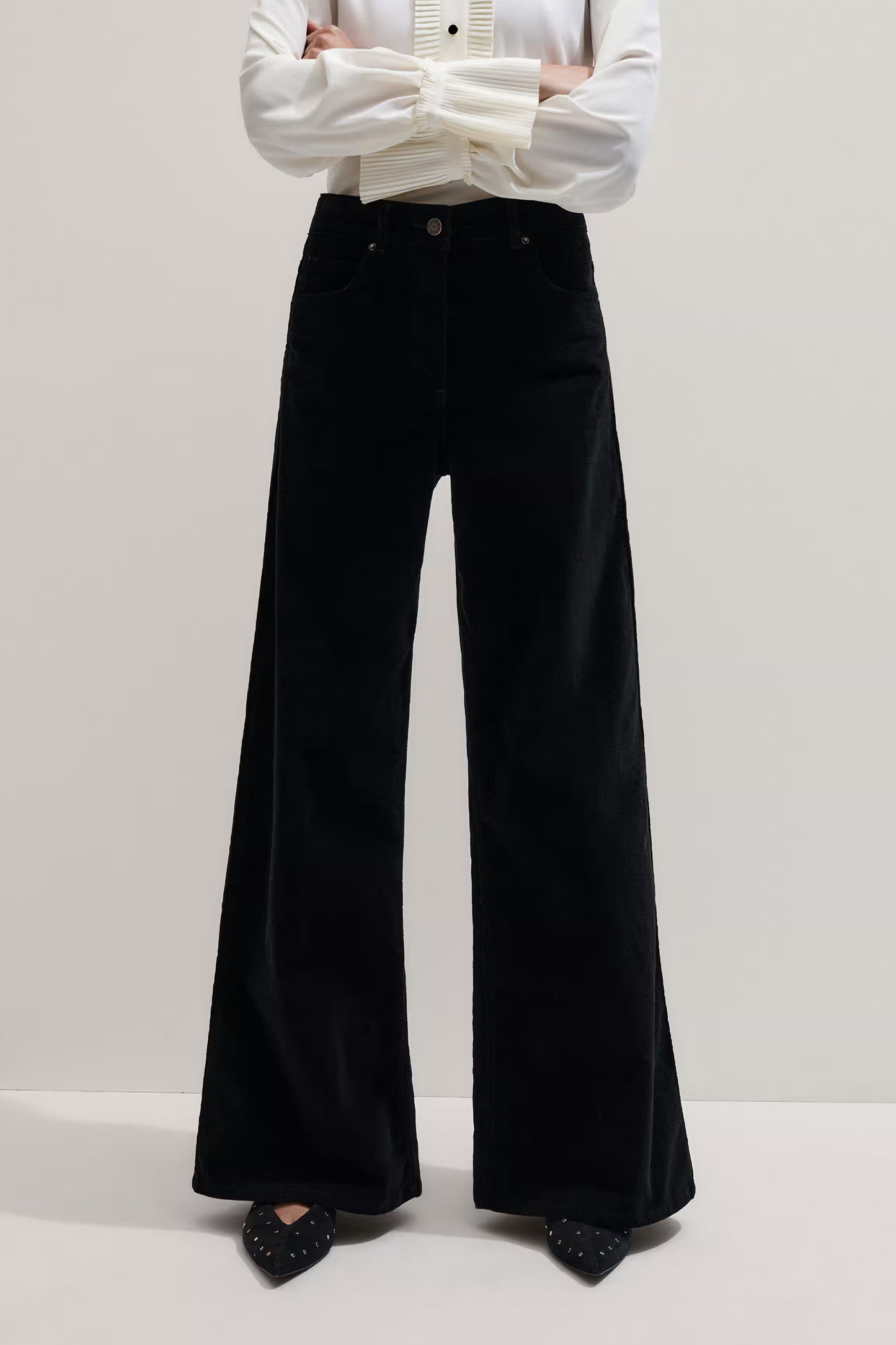 Wide-leg Pant