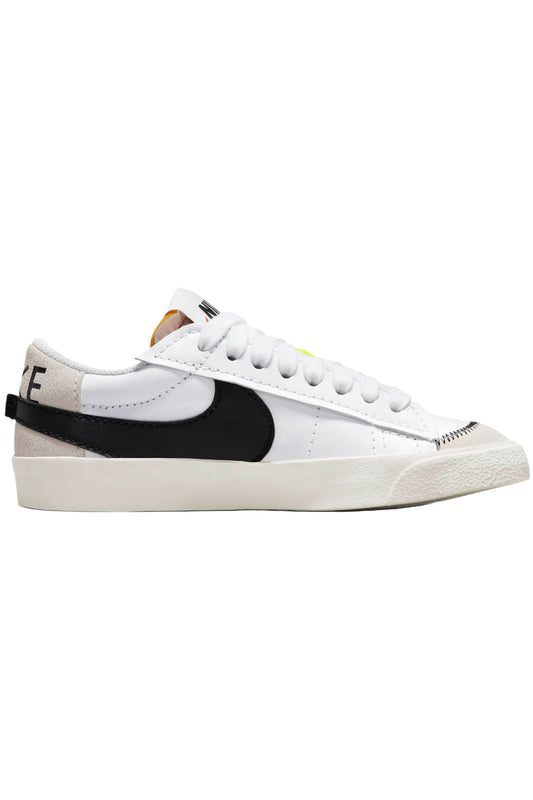 Blazer Low '77 Jumbo White Trainers