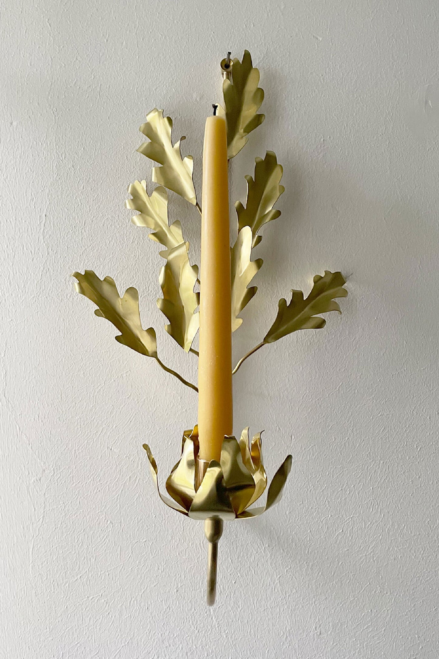 Oak Leaf Single Candle Sconce