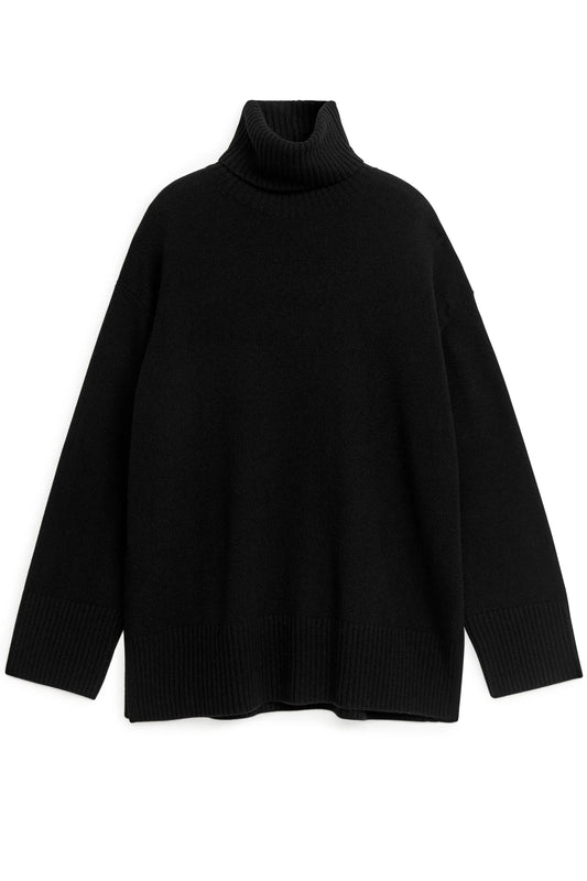 Oversized Cashmere Roll-Neck Jumper