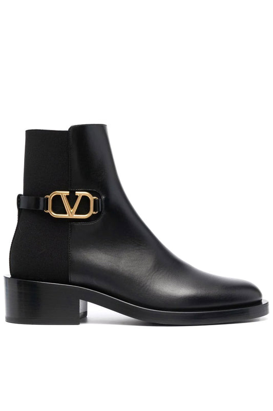 VLogo-Plaque Ankle Boots